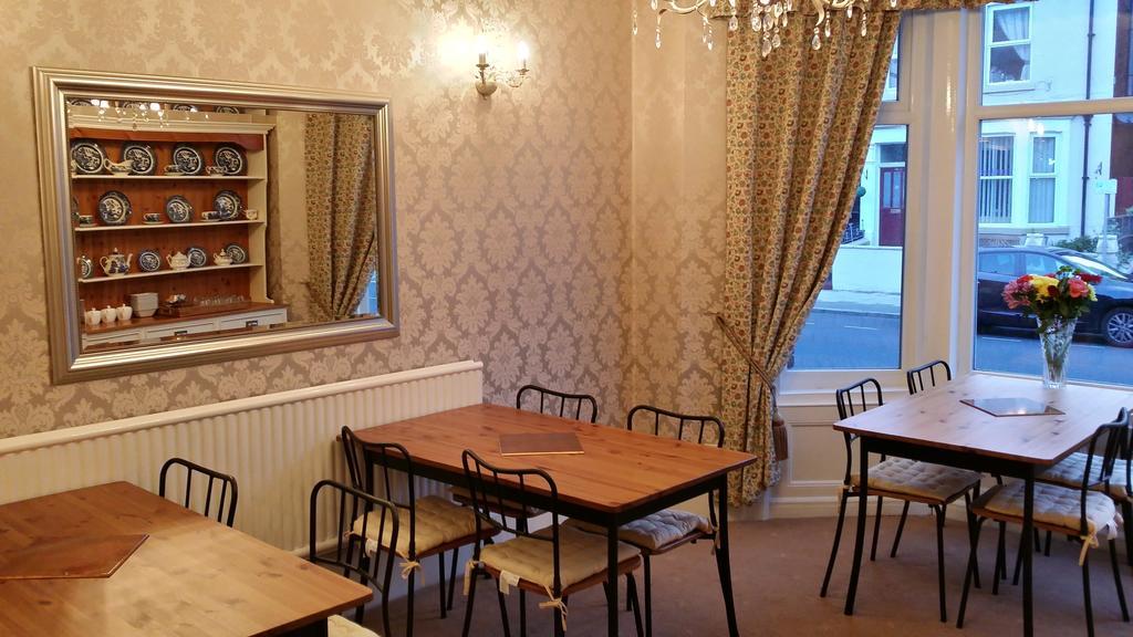 Eden House Bed and Breakfast Blackpool Eksteriør billede