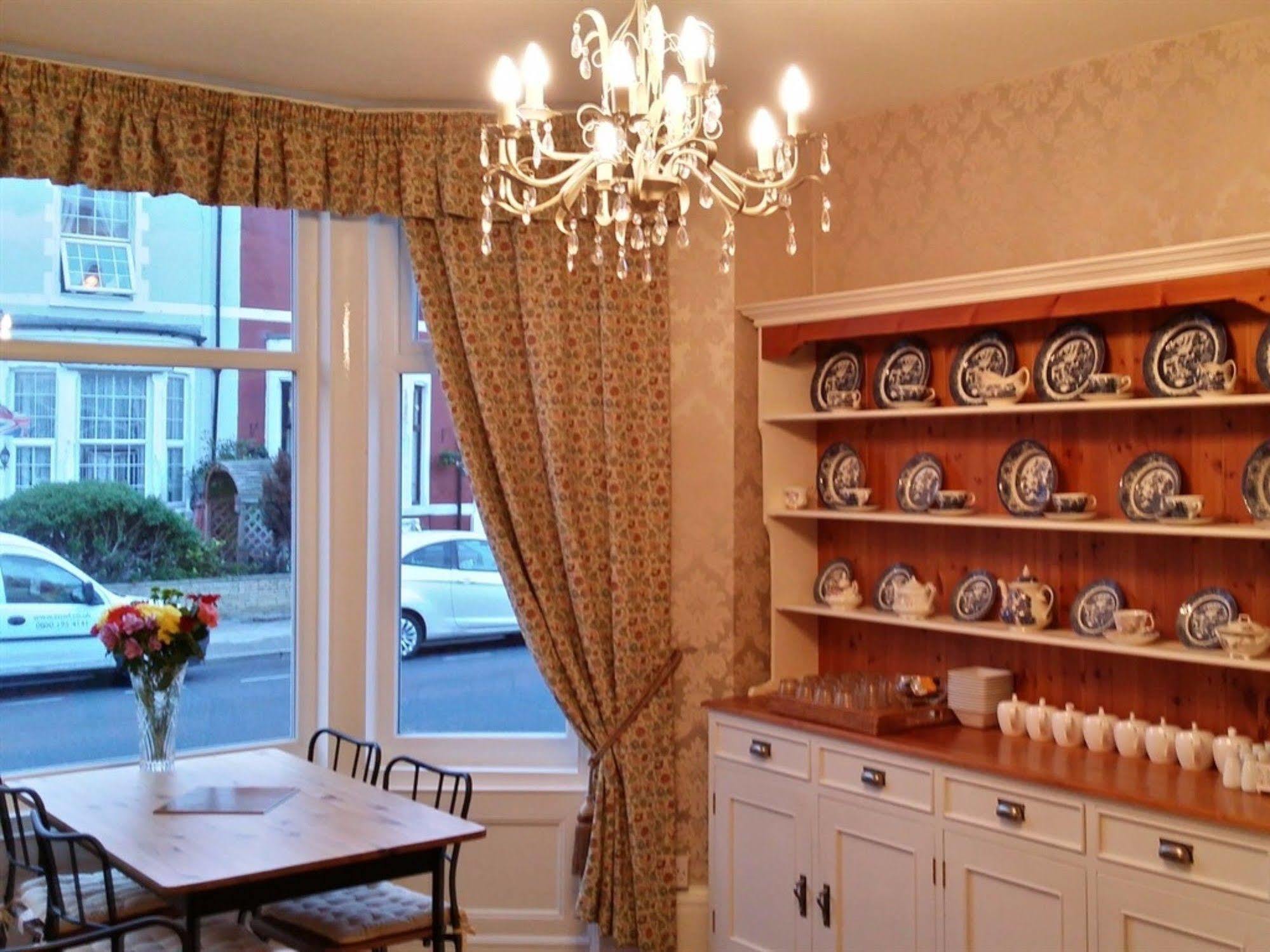 Eden House Bed and Breakfast Blackpool Eksteriør billede
